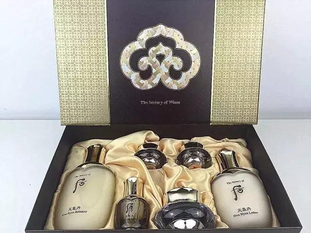 名牌韩国套装新款,韩国限定套装