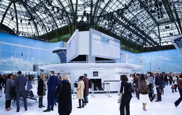 他们怎么一边引领潮流一边赚大钱？