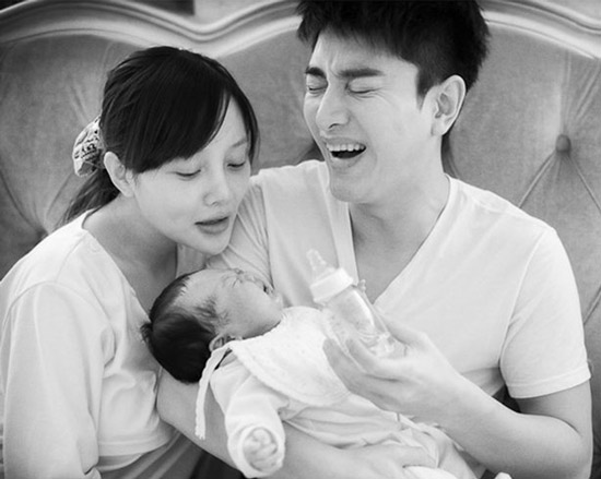 女星惊心动魄的分娩经历诺一出生时曾窒息