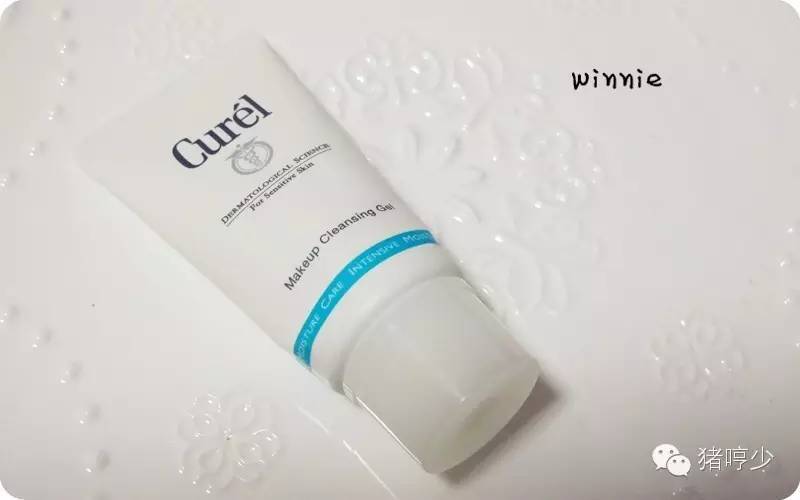 素颜淡妆女神必备色,素颜女生要知道什么化妆品最好