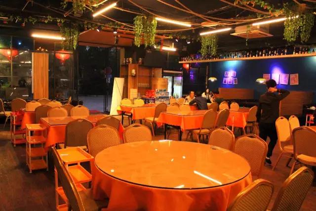 勾魂的黎塘风味烧烤店正在艾特你！约不约？