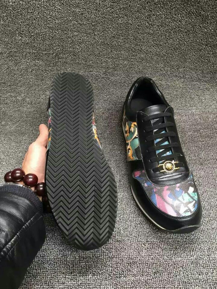 皮带范思哲贵还是gucci贵 (范思哲皮带合适正装还是休闲装)