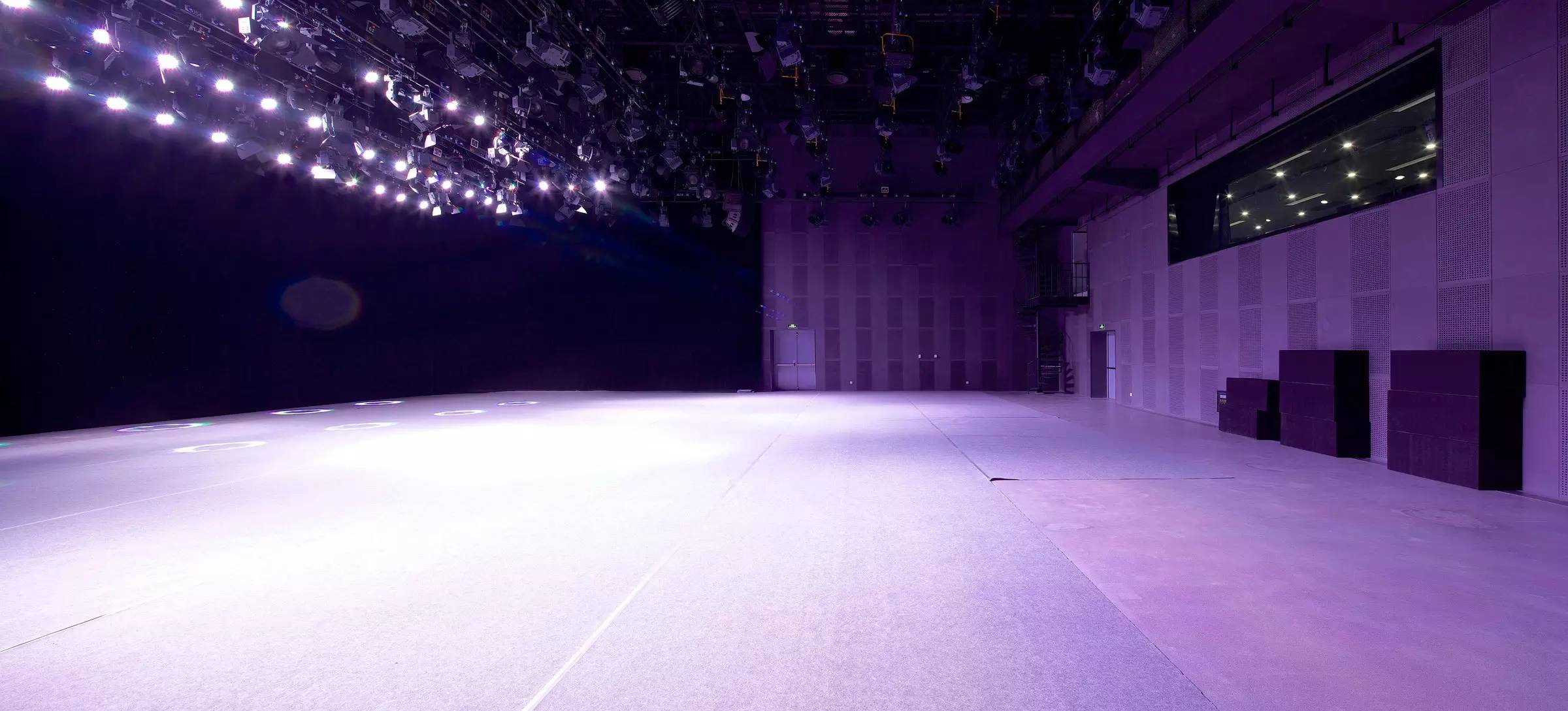 丹凤朝阳：专访凤凰卫视控股有限公司董事局主席刘长乐