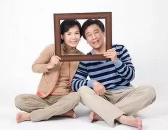 水洞沟三八节送男士神秘礼物终揭晓，女士乐开了花，男士炸开了锅！