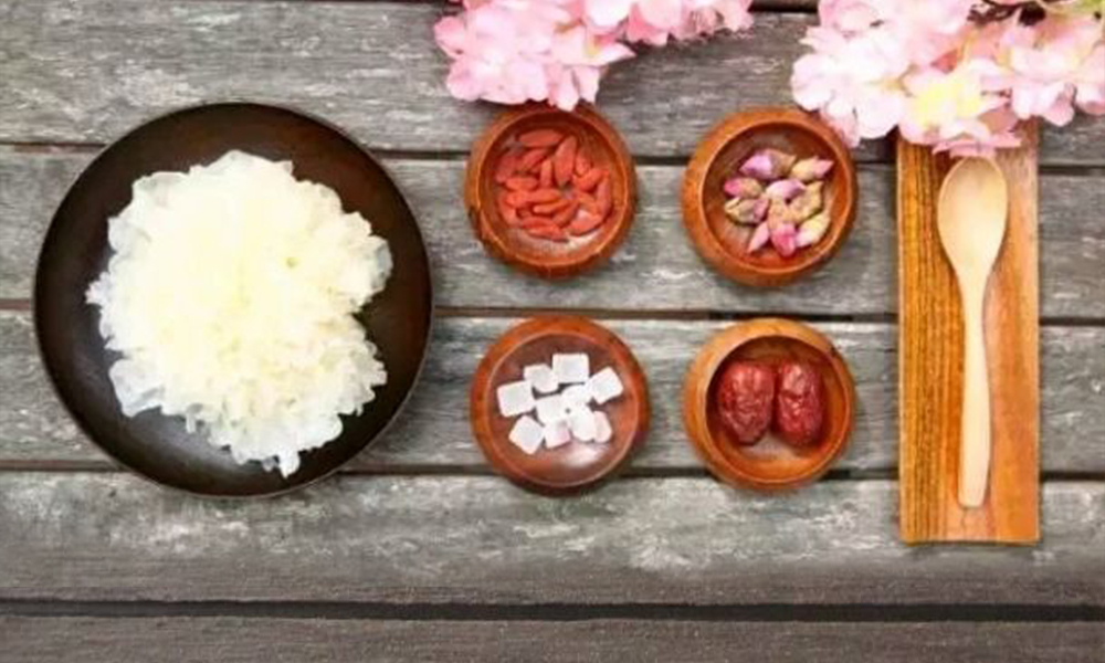 南派私厨｜女人吃点啥？三生三世之“十里桃花羹”