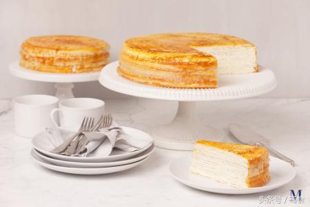 吃七彩千层蛋糕,网红七彩千层蛋糕