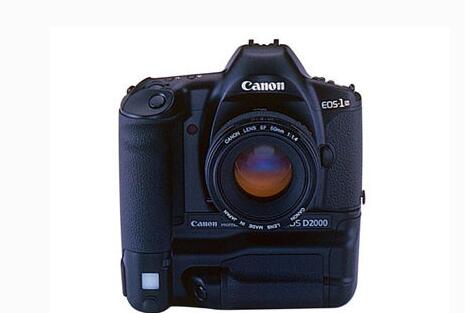 佳能eos相机怎么看型号,佳能eos相机能够摄影吗