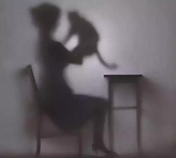 技巧：难得“糊”图，看不清楚也动人