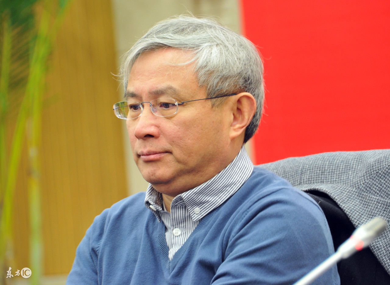 柳传志、马云、王石、雷军等大佬焦虑背后：他们到底在“怕”啥？