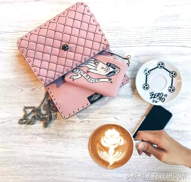 七夕限定纪梵希口红n37,纪梵希高定香榭红丝绒唇膏七夕