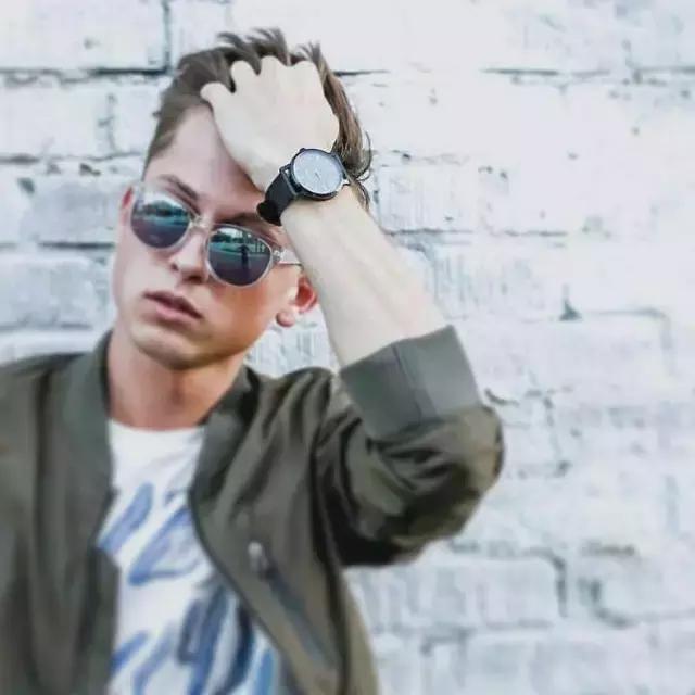 不搞块够屌的表，小姐姐怎么会跟你跑？！