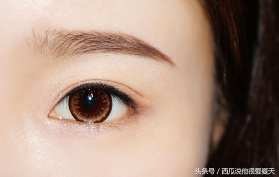 素颜妆化妆的正确步骤教程,素颜妆的步骤初学者如何化淡妆