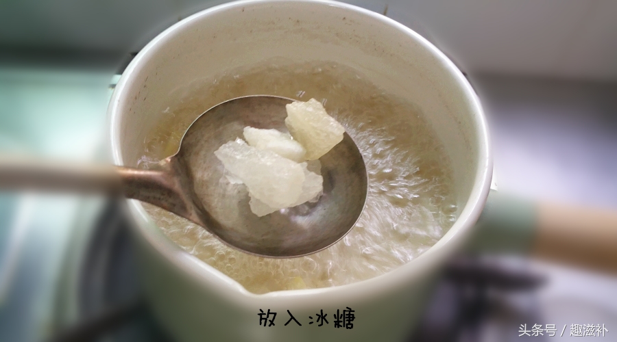 口干秋燥喝什么汤,喝再多的水还是口干舌燥