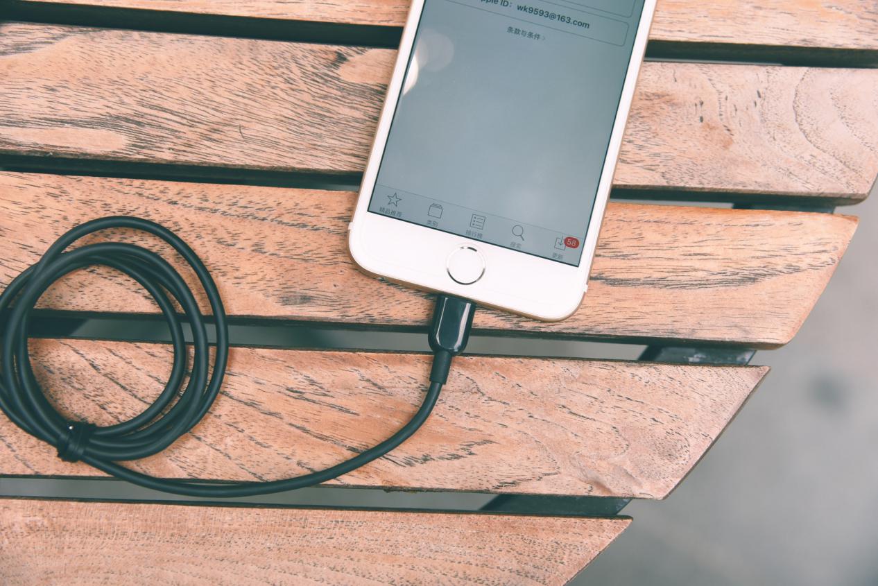 四单元动铁耳塞中的神峰——舒尔SE846入耳体验