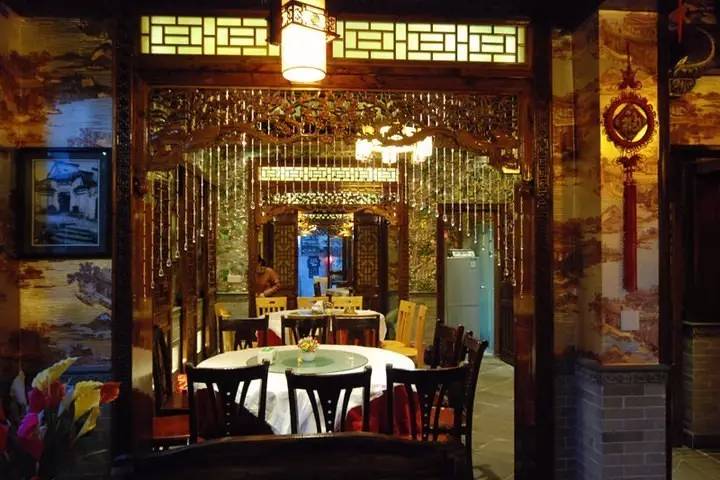 安徽黄山特色美食年糕,黄山西格玛腊味美食