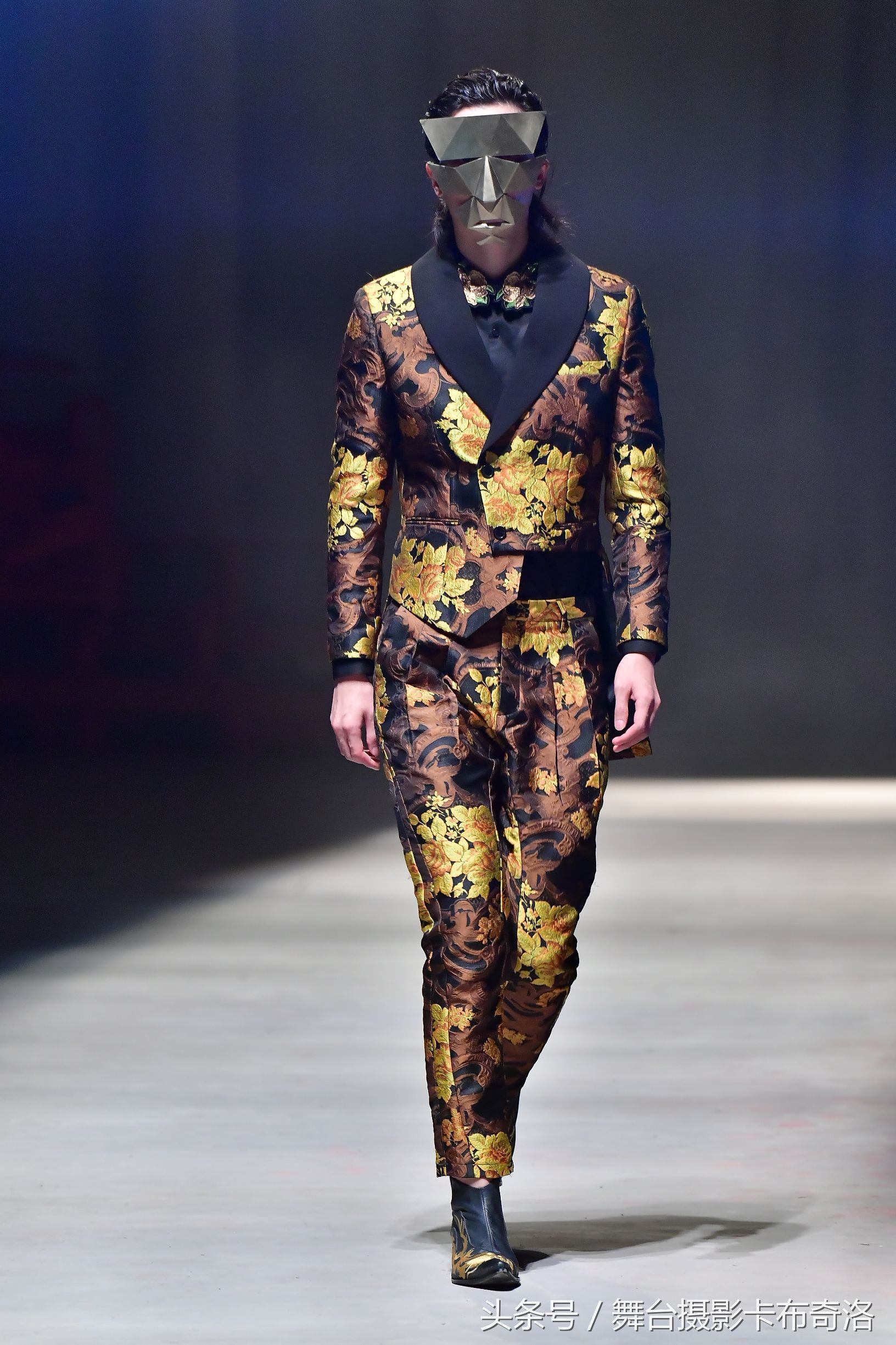 pinli品立男装换季,品立pinli男装皮衣