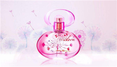 什么味道的香水约会合适,约会香水怎么喷