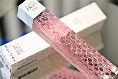 什么味道的香水约会合适,约会香水怎么喷