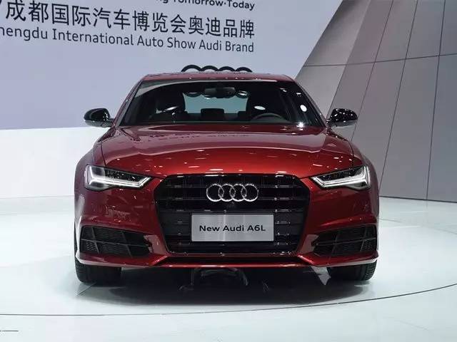 奥迪a6l3.0周年纪念款,奥迪a6l45tfsiquattro臻选动感