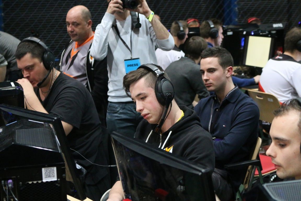 好的鼠标对于fps游戏的提升,fps游戏鼠标怎么设置最好用