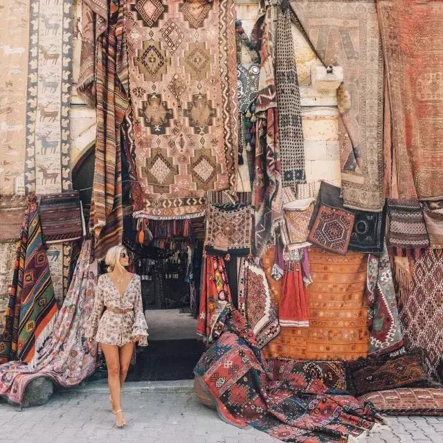 去旅游拍的风景照怎么发朋友圈,怎么给朋友圈的旅游照点评