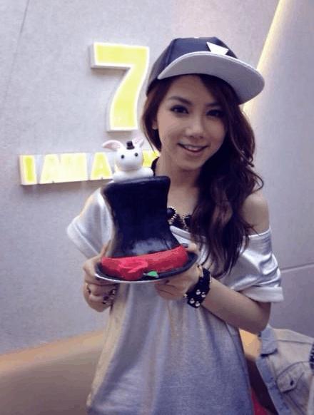 张靓颖邓紫棋的唱功哪个好,邓紫棋和张靓颖谁更好听