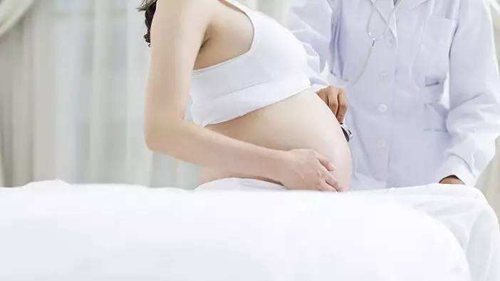 七种因素引起早产,这8种伤胎行为孕妈必须要避免