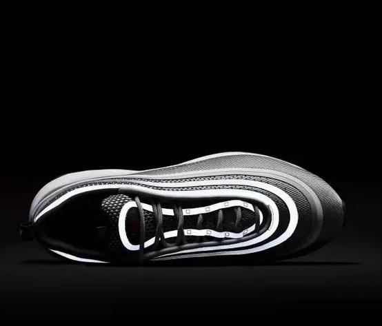 施华洛世奇nike,施华洛世奇耐克联名鞋