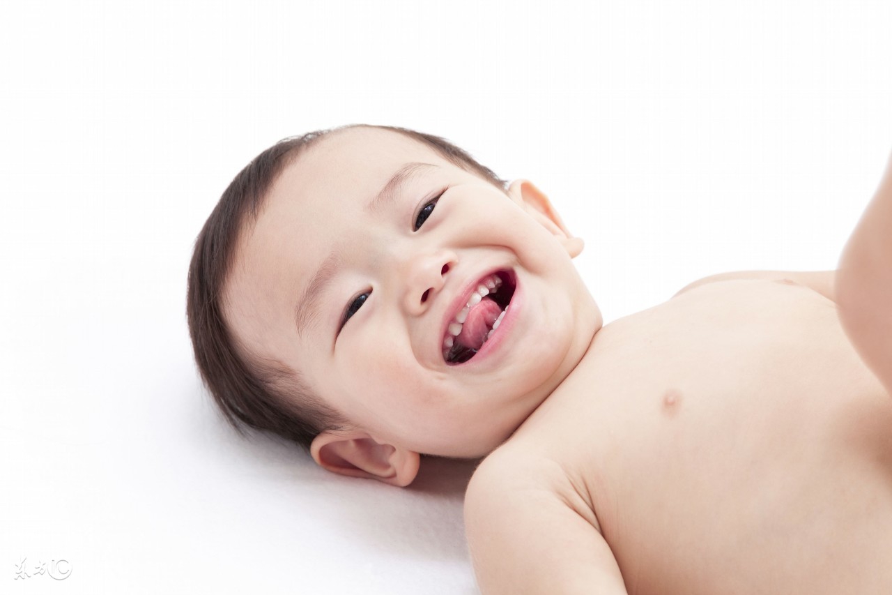 以后给娃起名字要跟上时代,以后给小孩取的小名