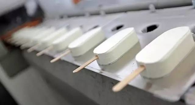普京深陷俄罗斯冰淇淋无法自拔？八一八各国奇葩冰淇淋