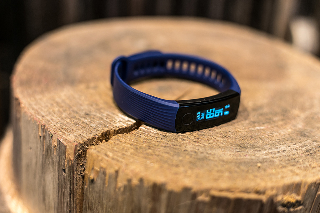 荣耀手环3nfc版使用说明,荣耀手环3nfc能刷卡支付吗