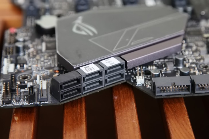 全方位打造酷睿X超频利器！ROGR6A主板评测