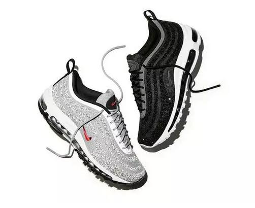 施华洛世奇nike,施华洛世奇耐克联名鞋