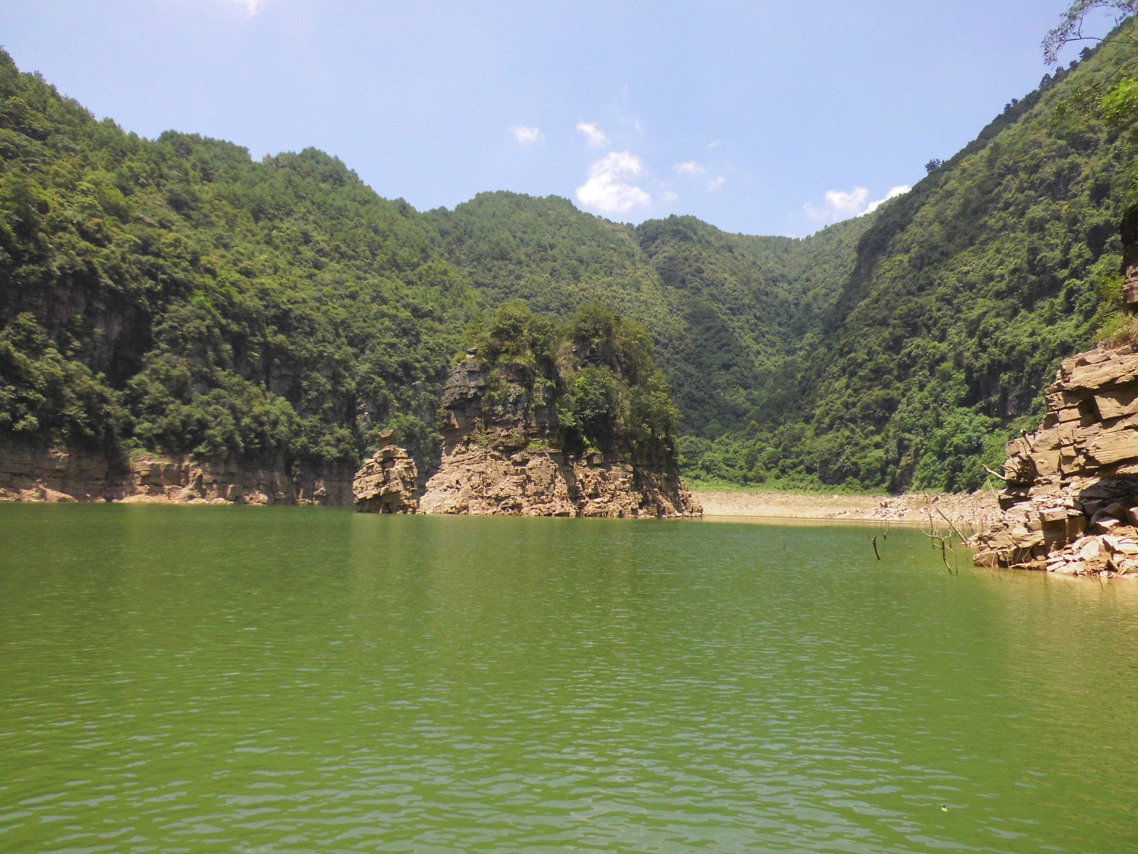 金秀圣堂湖景区游玩多久,金秀圣堂湖游记