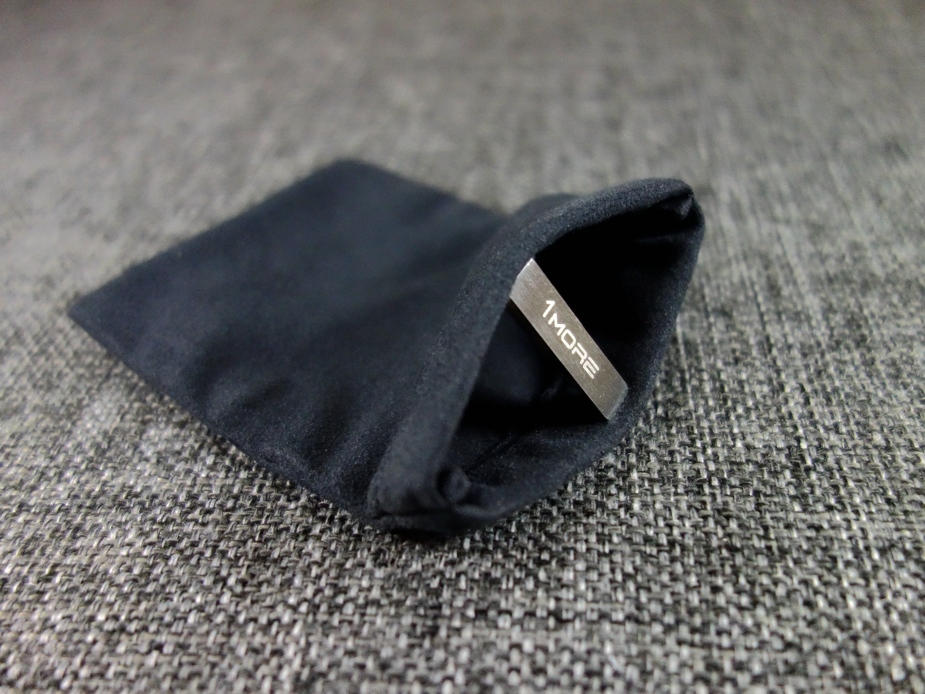 为音而生蓝牙耳机,1more真无线降噪蓝牙耳机怎么样