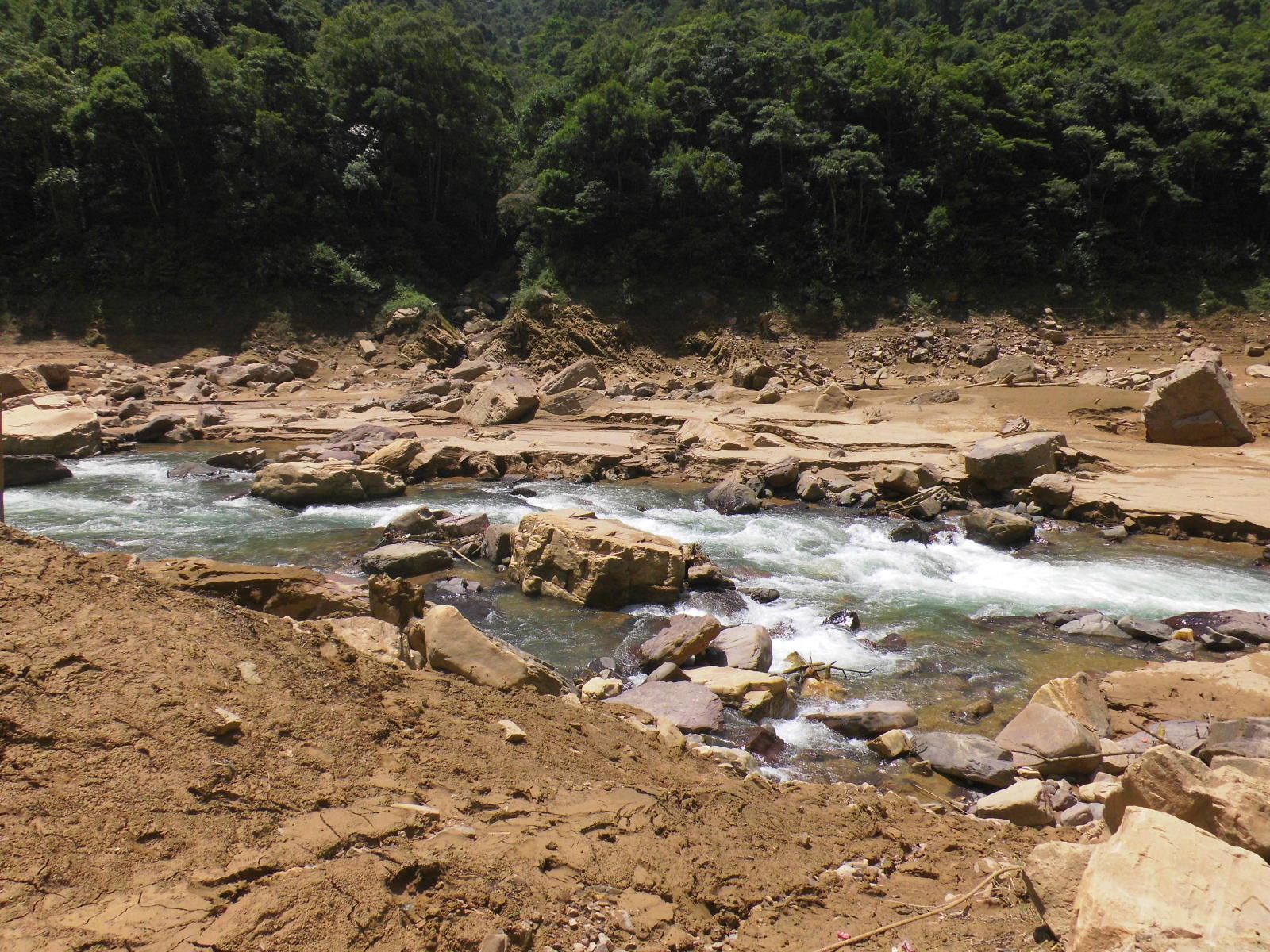 金秀圣堂湖景区游玩多久,金秀圣堂湖游记