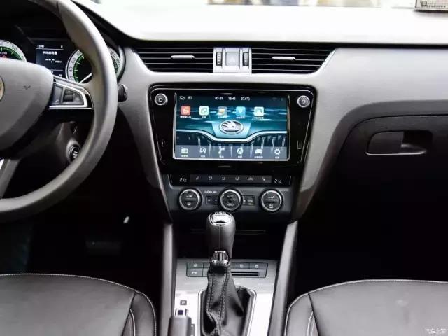 自吸蔚领和明锐选哪个,明锐和蔚领安全性