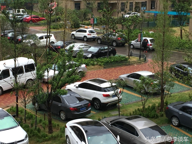 迈巴赫汽车贴玻璃膜多少钱,迈巴赫贴车膜好吗