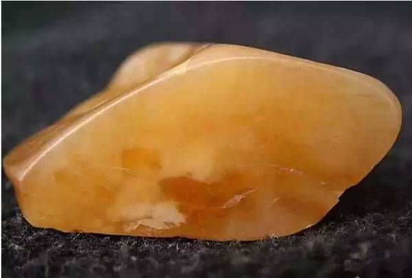 玉天下｜石中帝王——寿山田黄