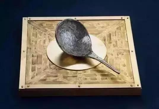 在宇宙的年历中，我们的存在连半秒钟都不到！