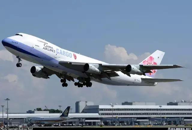 中国用过波音747的航空公司,在中国服役的波音747有多少年了