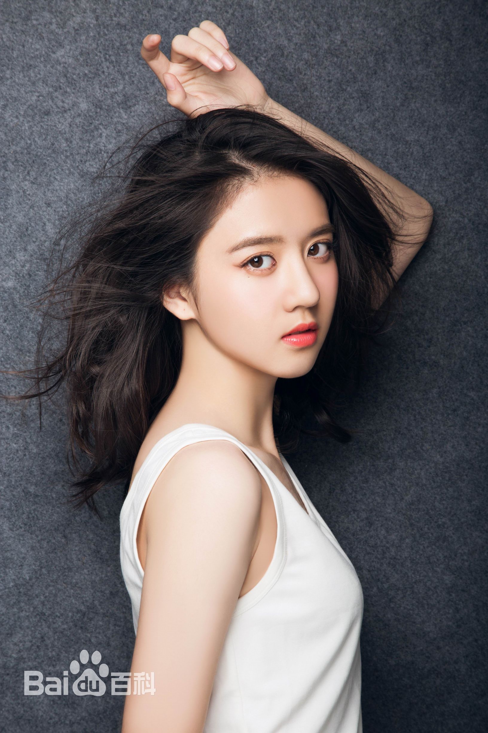 开学季｜校园又冒出多少高颜值的新生，学校门卫能够卖票参观啦