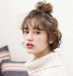 发际线低额头窄小脸合适什么发型,40岁小脸发型女2021流行发型