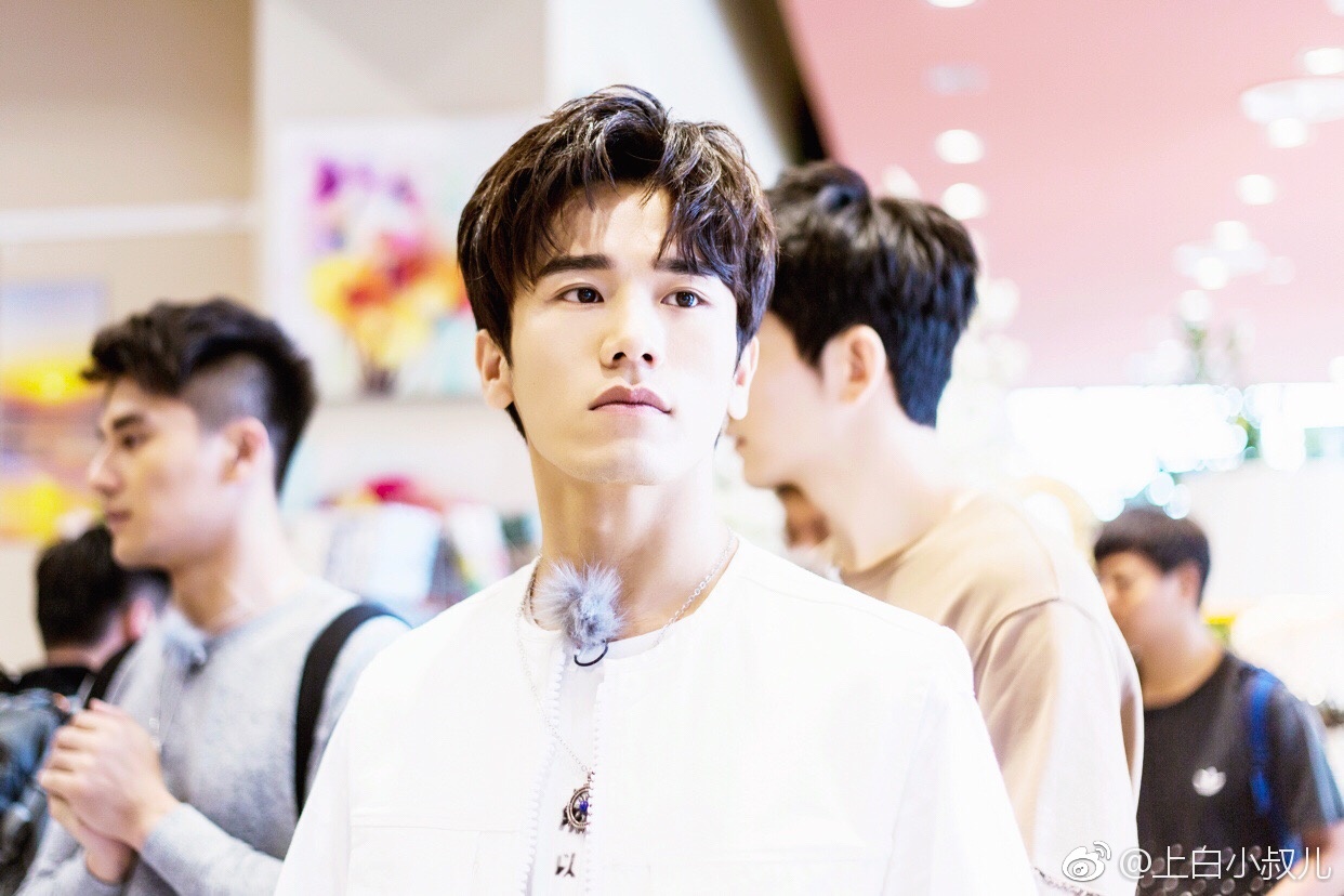 吴昕足球节目,遇见足球城免费完全版