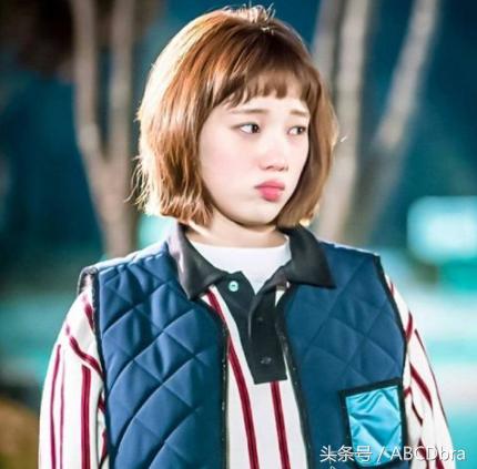 合适脸宽女生的发型简单秒学,什么发型好看脸小的女生