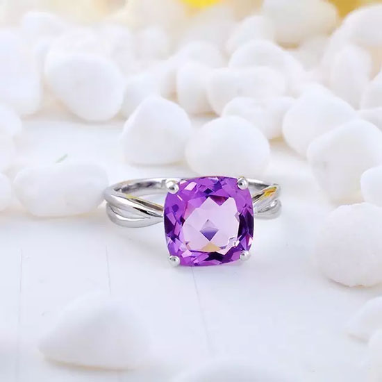 低调豪华有内涵的珠宝最合适,逛了一圈选到自己喜欢的东西了