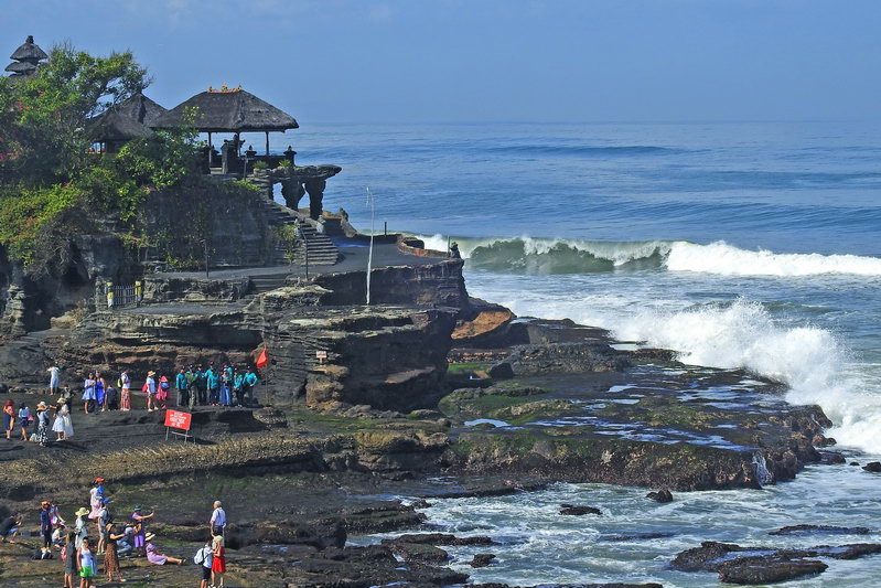 巴厘岛最大的海神庙在哪里,巴厘岛海神庙景区