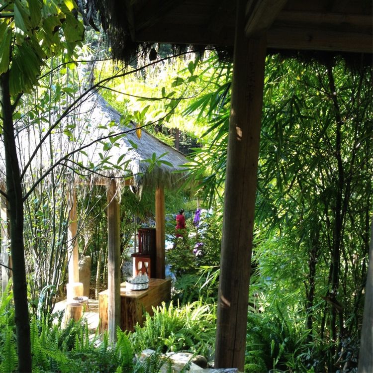 云南腾冲热海温泉美文,腾冲热海温泉景区热不热