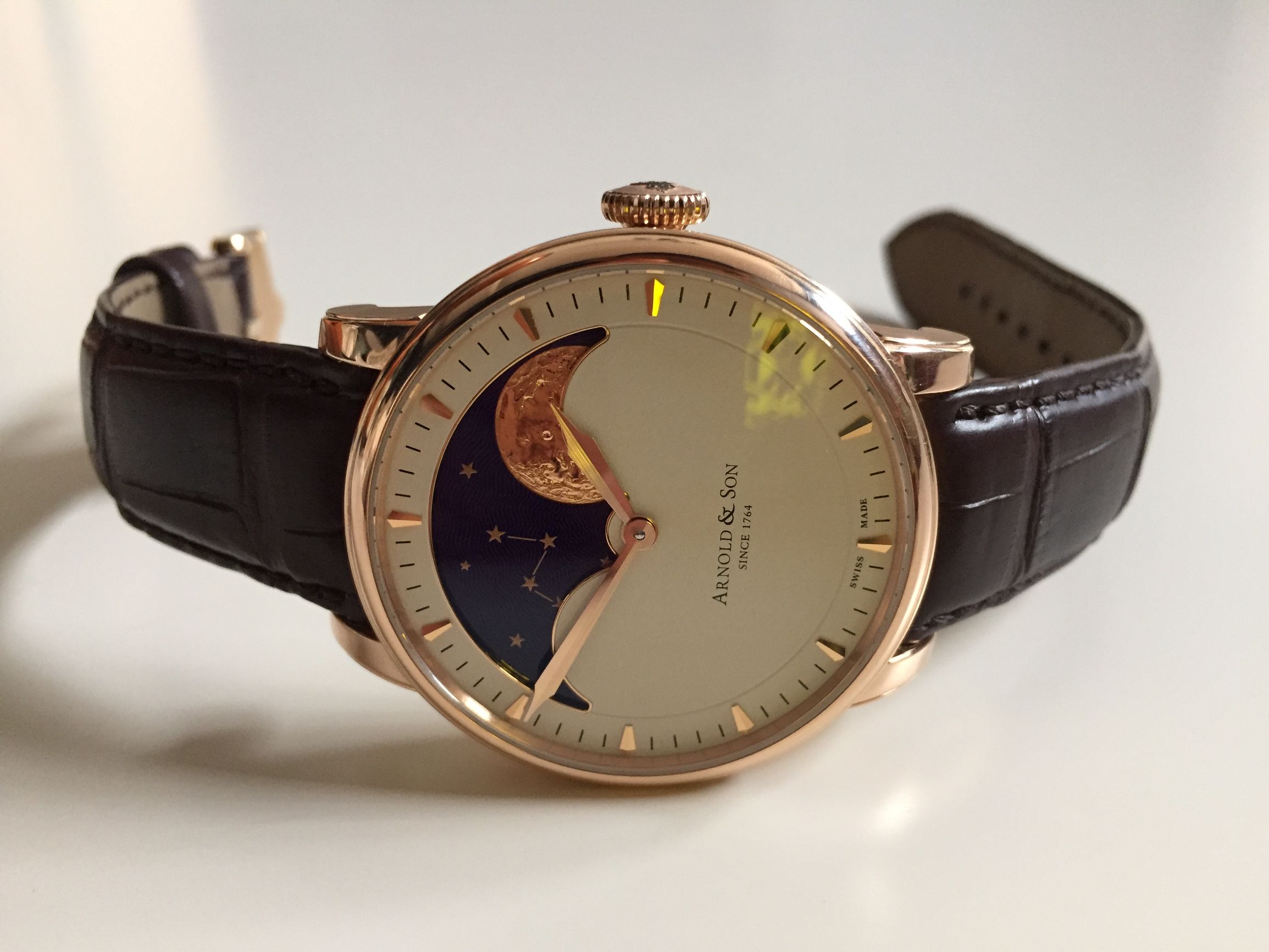 挑选鳄鱼皮表带的七个小绝招！学会了再也不怕被无良奸商坑了