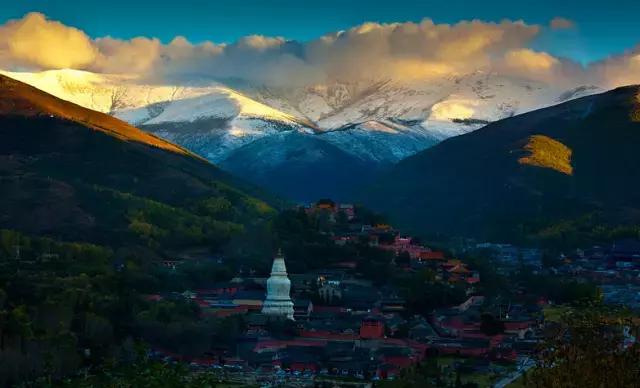 四大佛教名山象征着什么,四大佛教名山哪个面积大